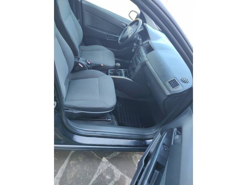 CHEVROLET - VECTRA - 2008/2009 - Preta - R$ 35.900,00