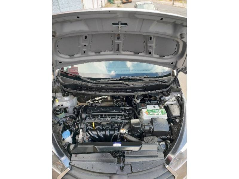 HYUNDAI - HB20 - 2016/2016 - Prata - R$ 59.900,00