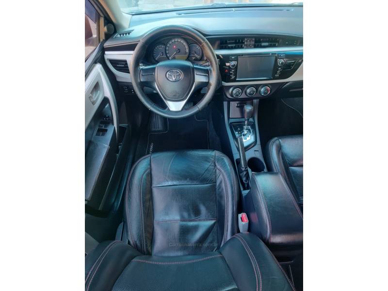 TOYOTA - COROLLA - 2017/2017 - Prata - R$ 85.900,00