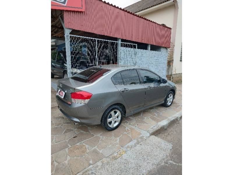 HONDA - CITY - 2010/2011 - Cinza - R$ 51.900,00