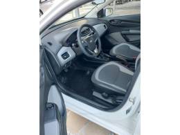 CHEVROLET - ONIX - 2016/2016 - Branca - R$ 48.900,00