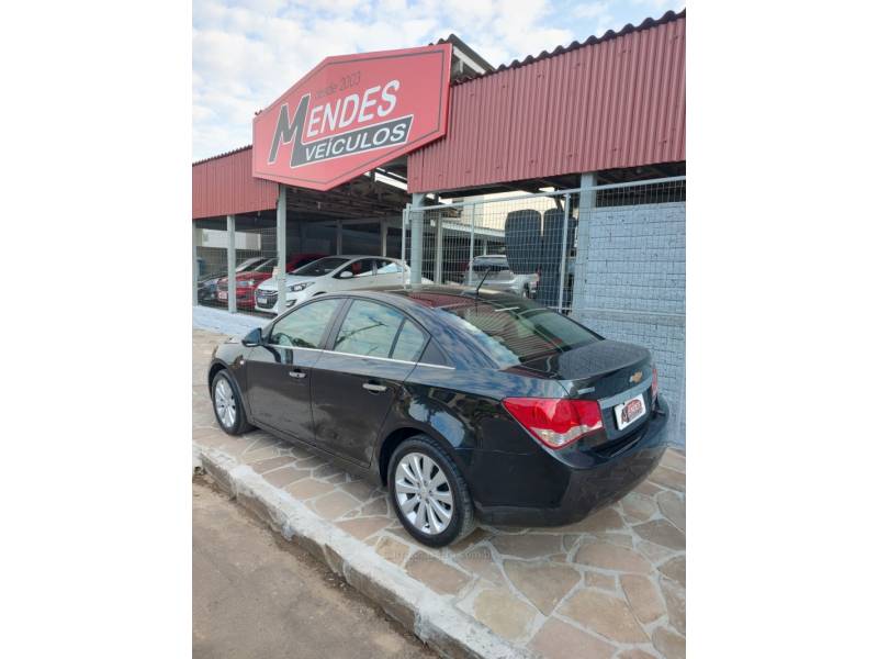 CHEVROLET - CRUZE - 2012/2012 - Preta - R$ 56.900,00