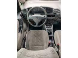 CHEVROLET - ZAFIRA - 2002/2002 - Cinza - R$ 17.900,00