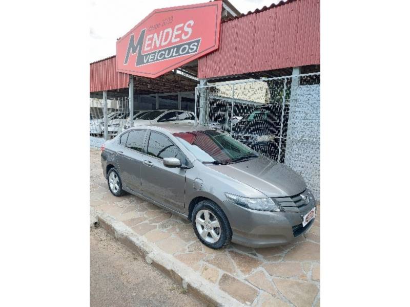 HONDA - CITY - 2010/2011 - Cinza - R$ 51.900,00