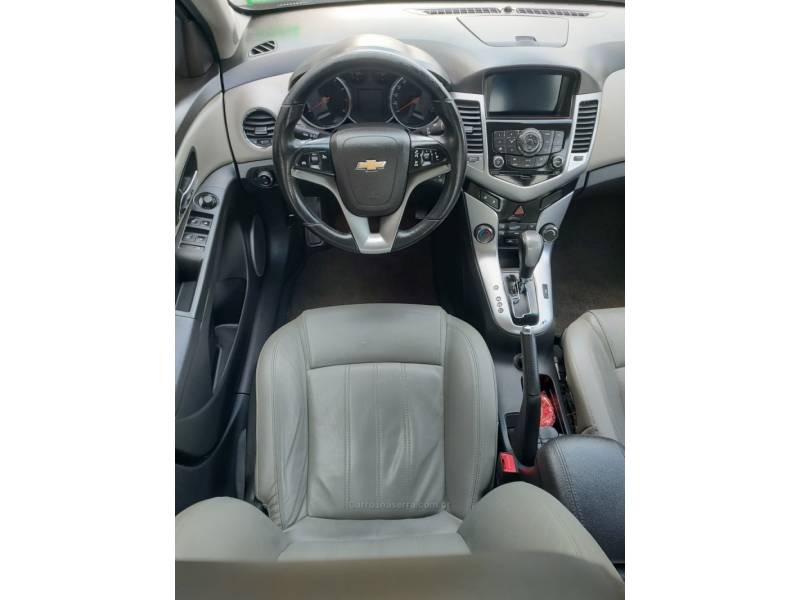 CHEVROLET - CRUZE - 2012/2012 - Preta - R$ 56.900,00