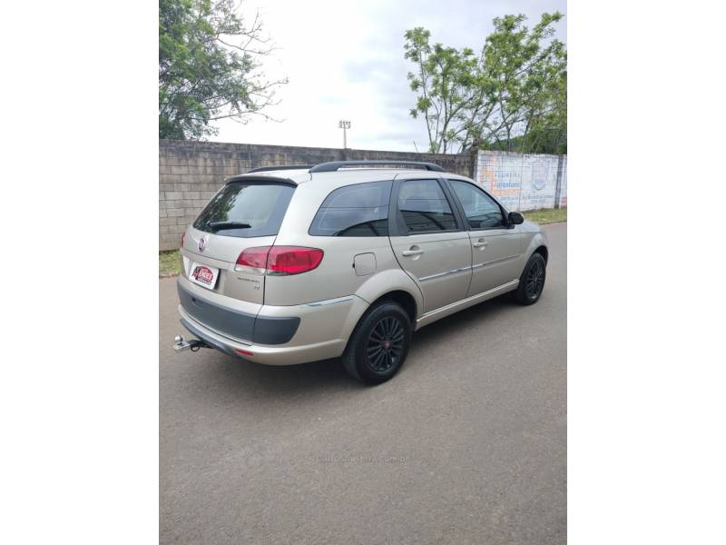 FIAT - PALIO - 2010/2011 - Bege - R$ 34.900,00