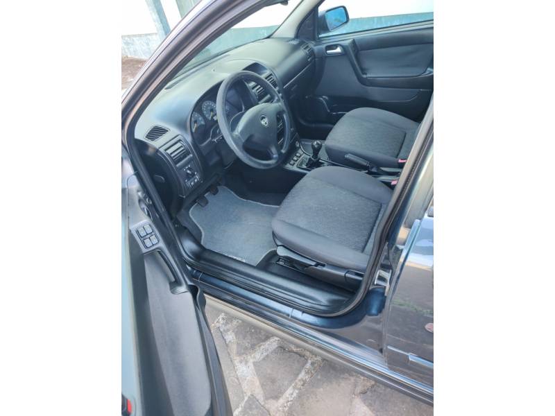 CHEVROLET - ASTRA - 2008/2008 - Cinza - R$ 32.900,00