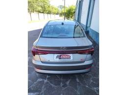 HYUNDAI - HB20S - 2022/2023 - Prata - R$ 75.900,00