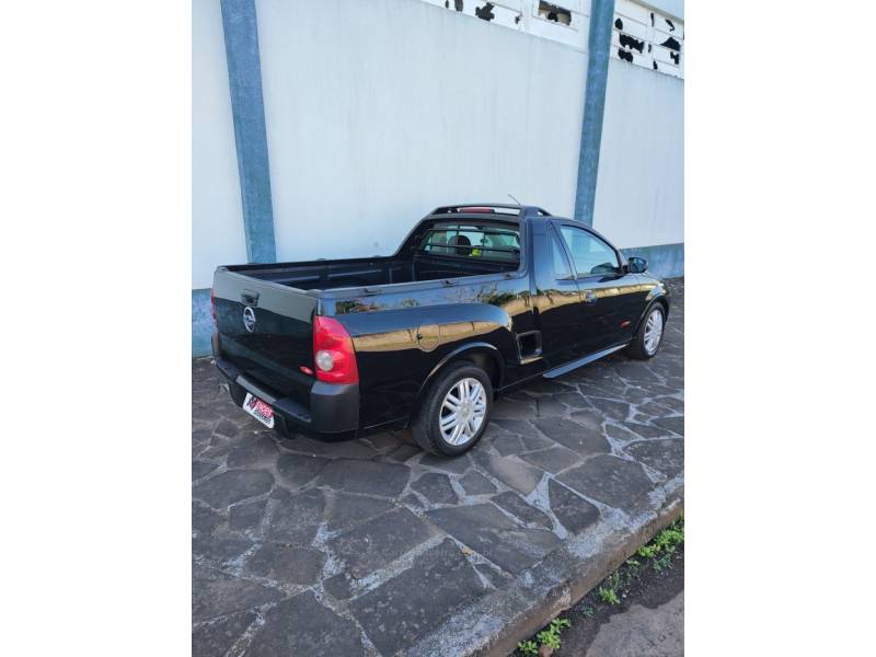 CHEVROLET - MONTANA - 2006/2006 - Preta - R$ 37.900,00