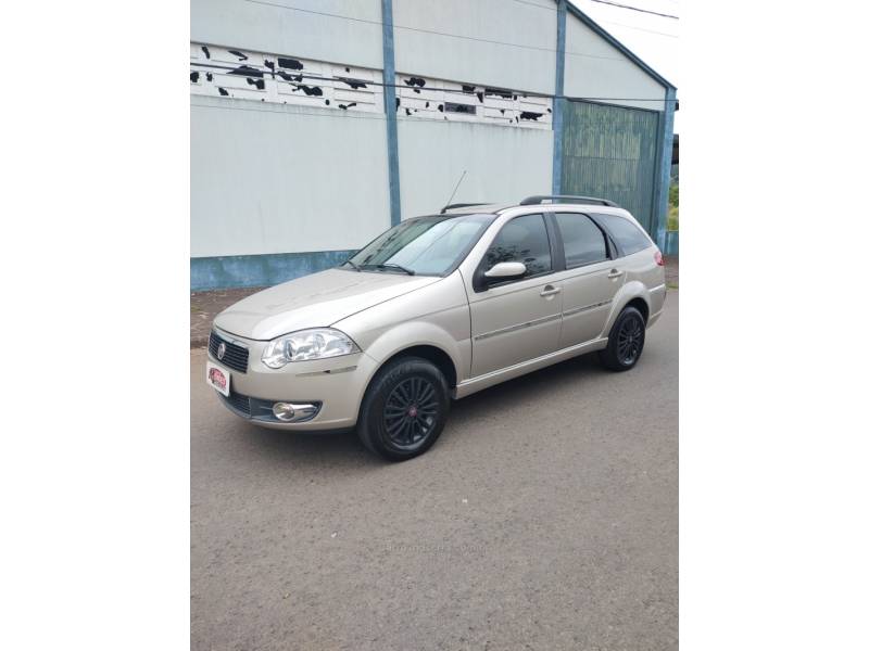 FIAT - PALIO - 2010/2011 - Bege - R$ 34.900,00