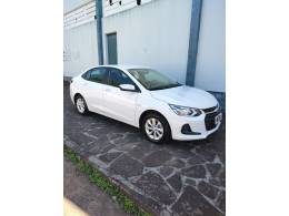 CHEVROLET - ONIX - 2021/2022 - Branca - R$ 75.900,00