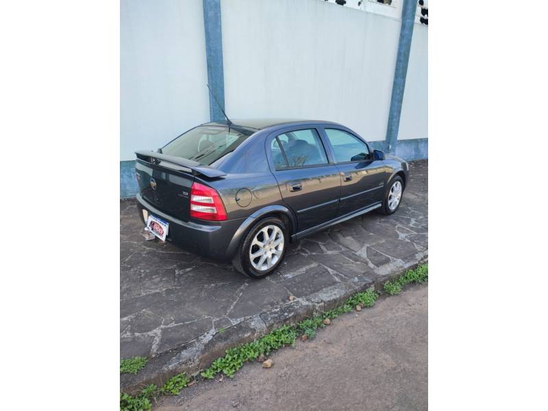 CHEVROLET - ASTRA - 2008/2008 - Cinza - R$ 32.900,00