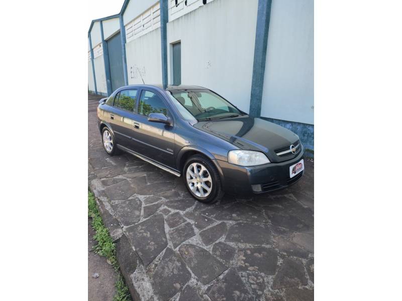 CHEVROLET - ASTRA - 2008/2008 - Cinza - R$ 32.900,00