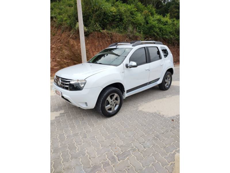 RENAULT - DUSTER - 2013/2014 - Branca - R$ 53.900,00