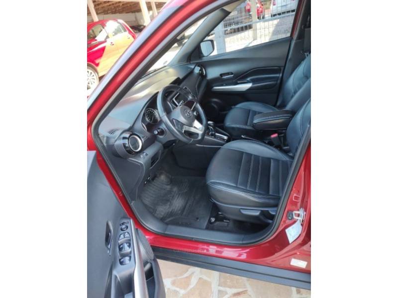 NISSAN - KICKS - 2018/2019 - Vermelha - R$ 87.900,00