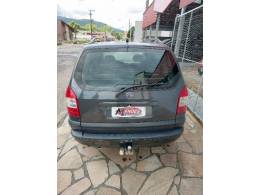 CHEVROLET - ZAFIRA - 2002/2002 - Cinza - R$ 17.900,00