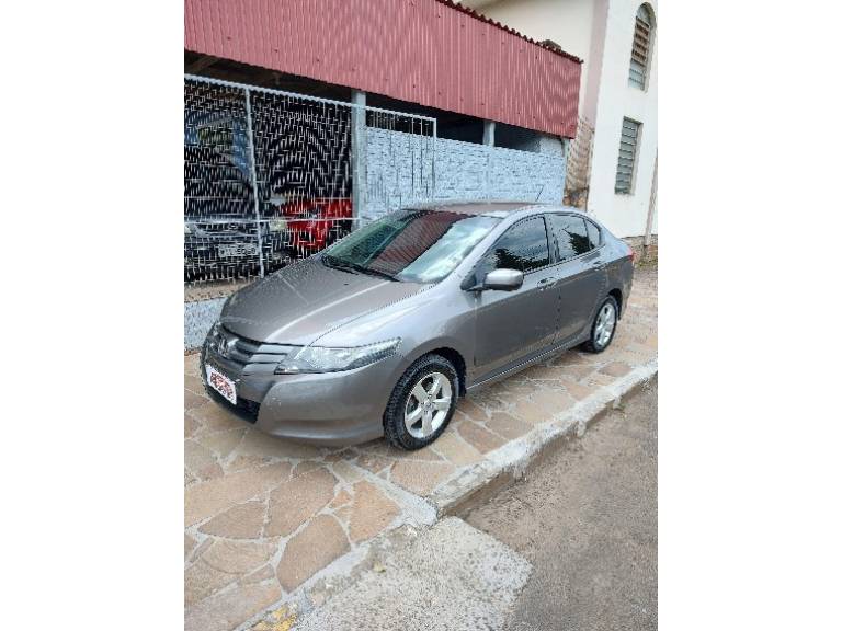 HONDA - CITY - 2010/2011 - Cinza - R$ 51.900,00