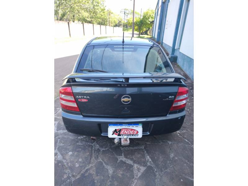 CHEVROLET - ASTRA - 2008/2008 - Cinza - R$ 32.900,00