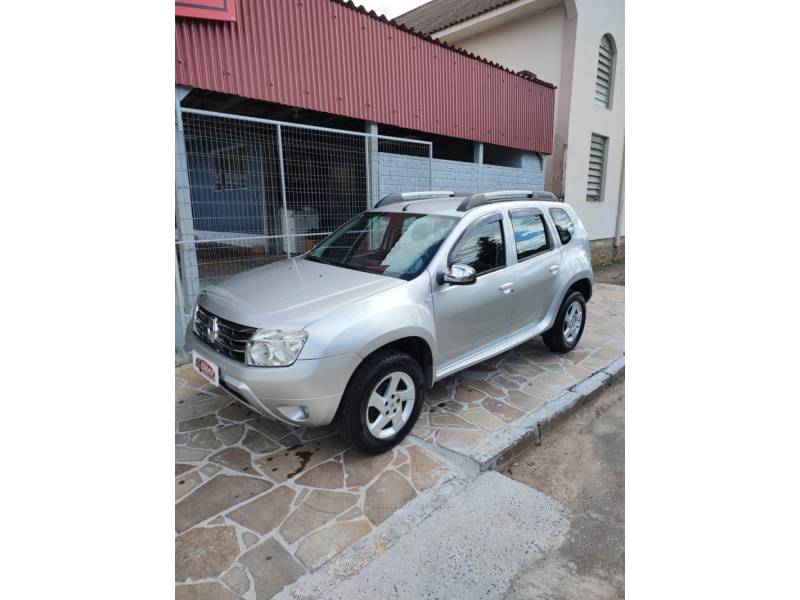 RENAULT - DUSTER - 2012/2013 - Prata - R$ 52.900,00